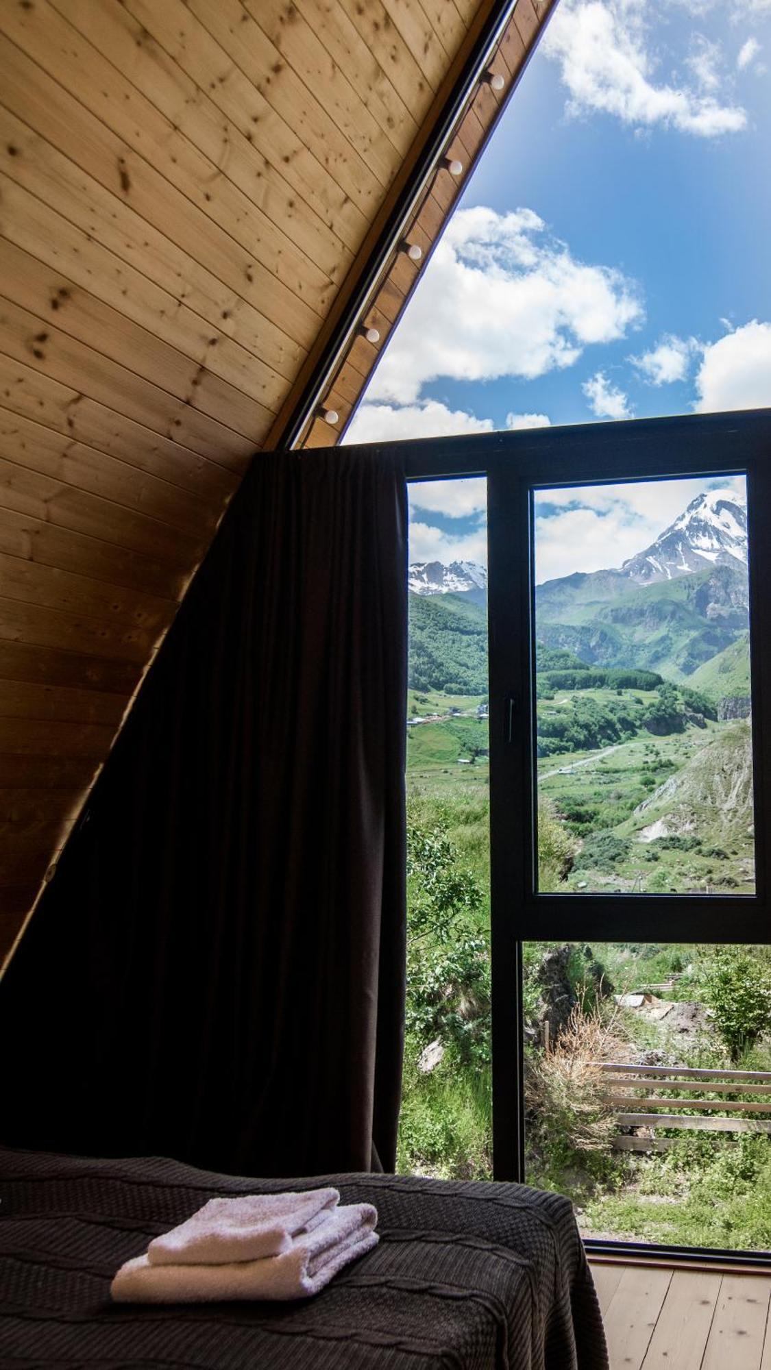 Kazbegi Hills Cottages Bagian luar foto