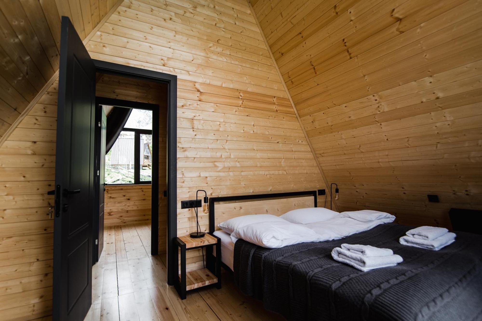 Kazbegi Hills Cottages Bagian luar foto